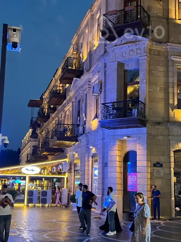 Kirayə verilir 3 otaqlı köhnə tikili 95 m²