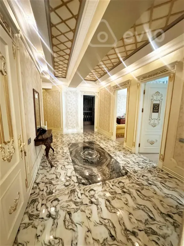 Satılır 4 otaqlı yeni tikili 158 m²