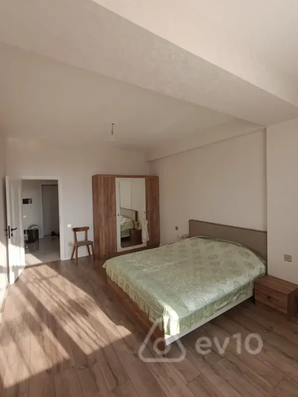 Kirayə verilir 1 otaqlı yeni tikili 52 m²
