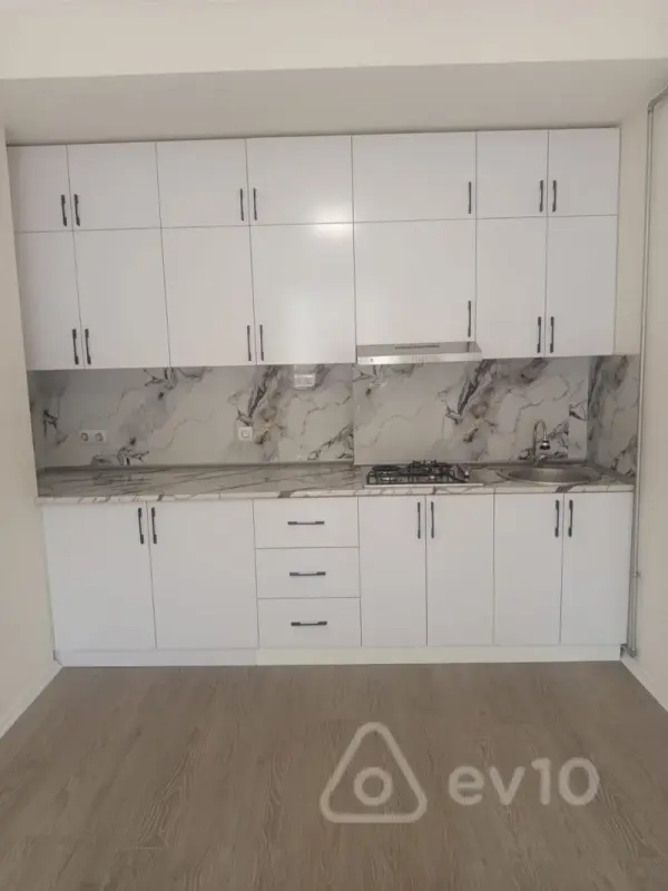 Kirayə verilir 2 otaqlı yeni tikili 46 m²