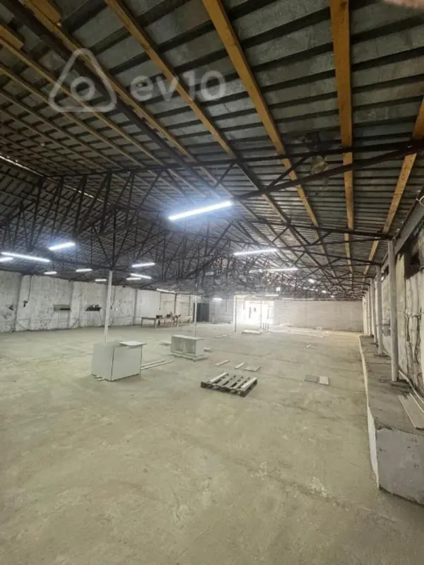 Kirayə verilir mənzil 1000 m²