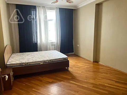 Kirayə verilir 3 otaqlı yeni tikili 125 m² — Bakı, Nəsimi 3 otaq 125.00 m²