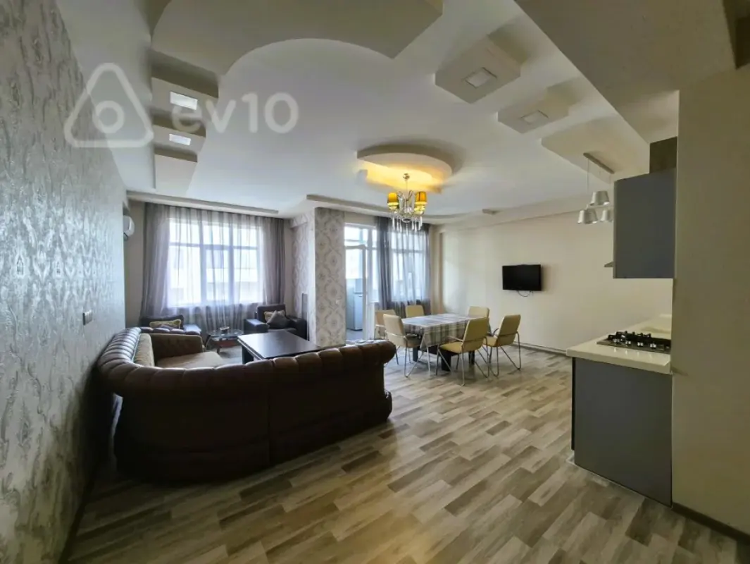 Satılır 2 otaqlı yeni tikili 108 m²