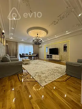 Satılır 4 otaqlı yeni tikili 220 m² — Bakı, Nəsimi 4 otaq 220.00 m²
