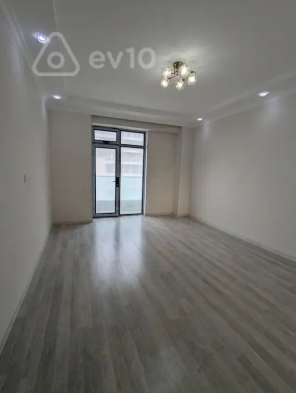 Satılır 2 otaqlı yeni tikili 66 m²