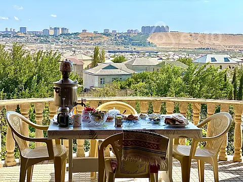 Satılır 5 otaqlı həyət evi 240 m² — Bakı, Binəqədi 5 otaq 240.00 m²