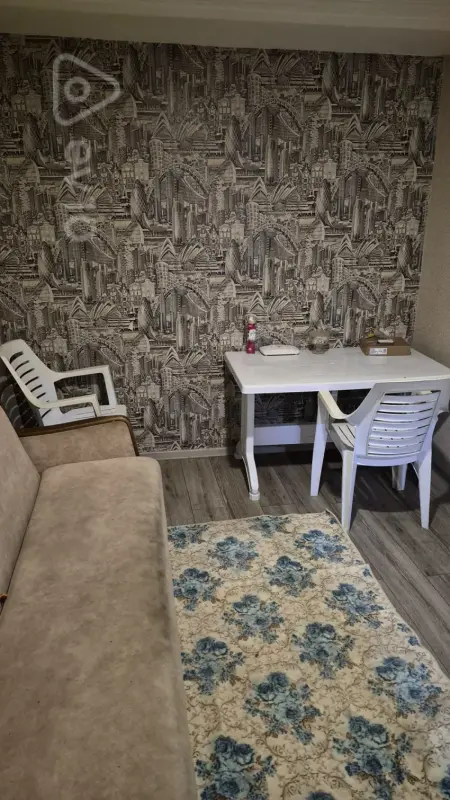 Kirayə verilir 1 otaqlı köhnə tikili 20 m²