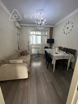 Kirayə verilir 2 otaqlı köhnə tikili 51 m² — Bakı, Nəsimi 2 otaq 51.00 m²