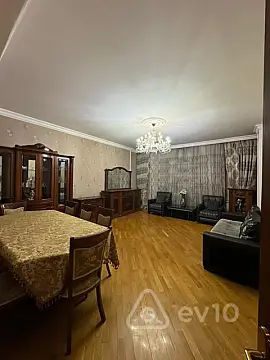 Kirayə verilir 3 otaqlı köhnə tikili 75 m² — Bakı, Nəsimi 3 otaq 75.00 m²