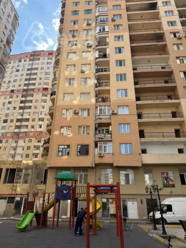 Kirayə verilir 2 otaqlı yeni tikili 51 m²
