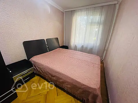 Kirayə verilir 15 otaqlı həyət evi 250 m² — Xırdalan 15 otaq 250.00 m²