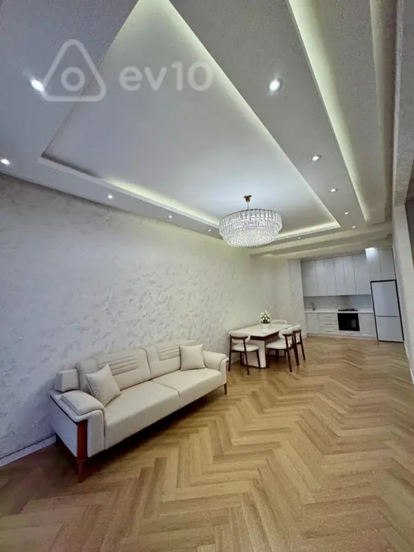 Satılır 3 otaqlı yeni tikili 107 m²