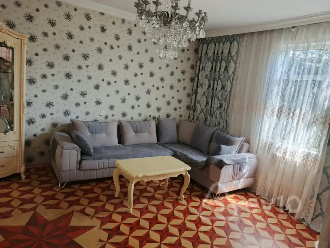 Kirayə verilir 5 otaqlı həyət evi 156 m²