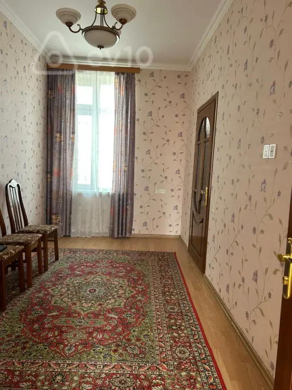 Kirayə verilir 2 otaqlı ofis 55 m²
