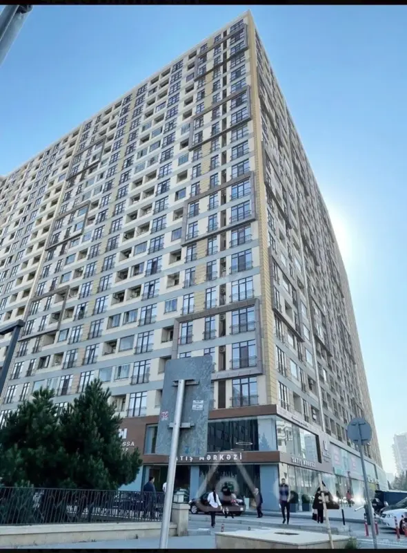 Satılır 3 otaqlı yeni tikili 115 m²