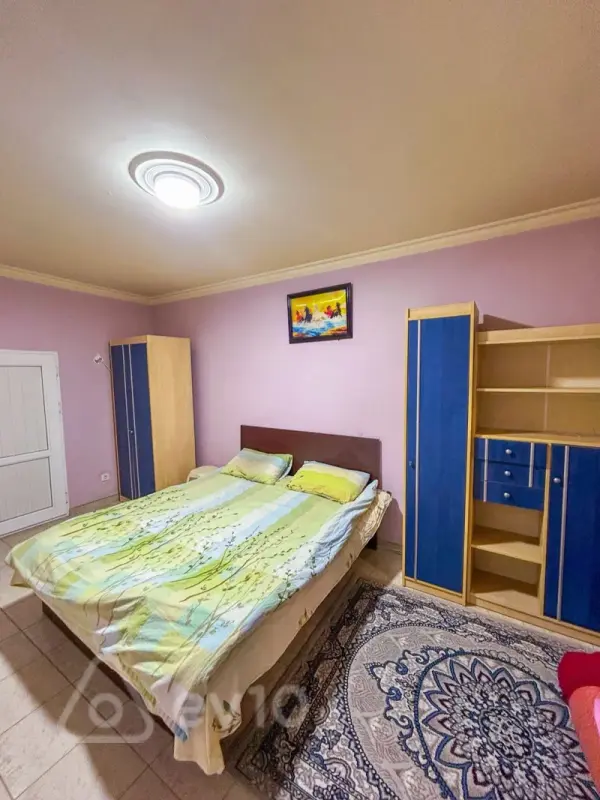 Kirayə verilir 3 otaqlı köhnə tikili 70 m²