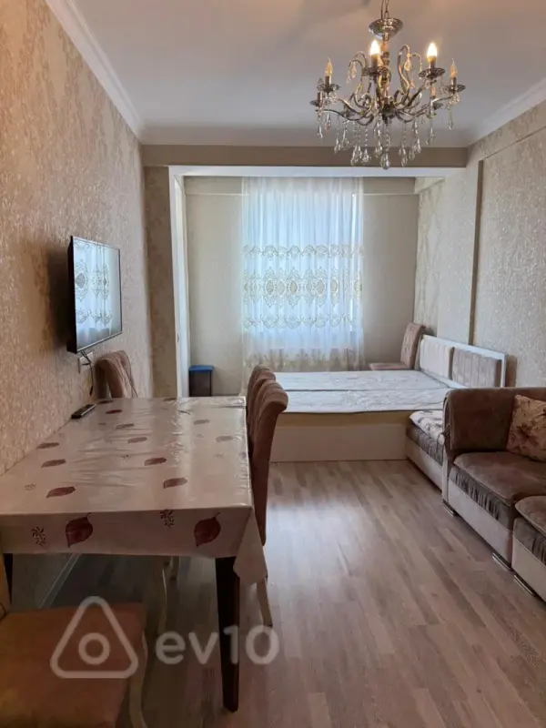 Kirayə verilir 2 otaqlı yeni tikili 65 m²