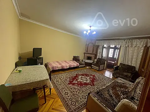 Kirayə verilir 2 otaqlı köhnə tikili 50 m² — Bakı, Yasamal 2 otaq 50.00 m²