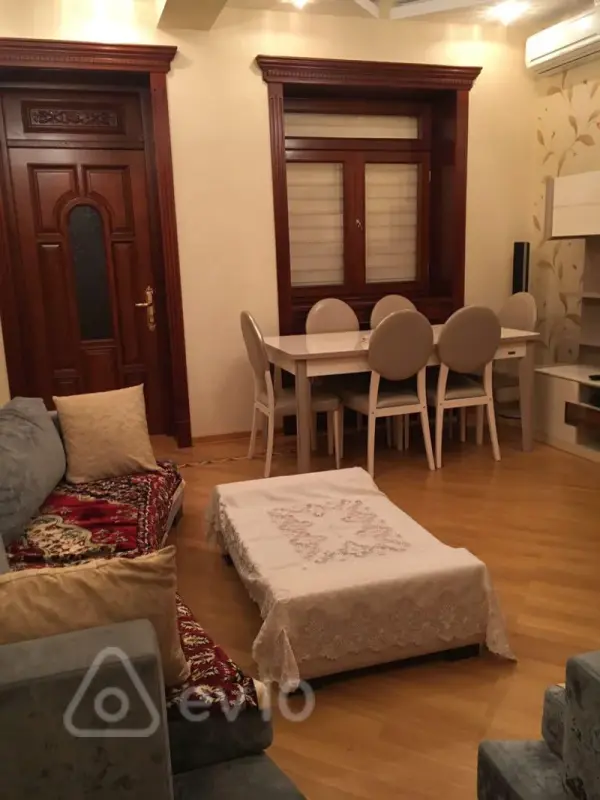 Kirayə verilir 3 otaqlı yeni tikili 80 m²