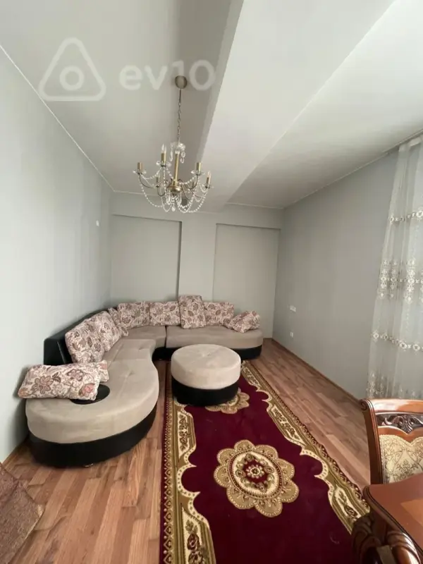 Kirayə verilir 2 otaqlı yeni tikili 70 m²