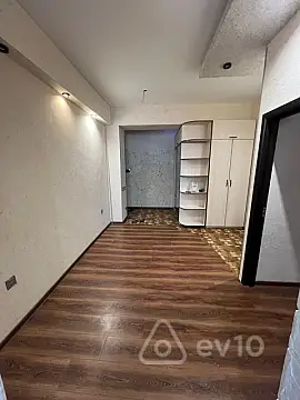 Kirayə verilir 3 otaqlı yeni tikili 70 m² — Xırdalan 3 otaq 70.00 m²