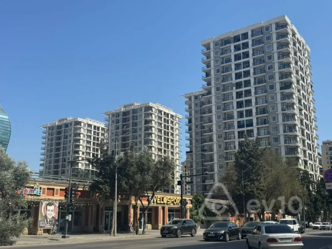 Satılır 3 otaqlı yeni tikili 87 m²