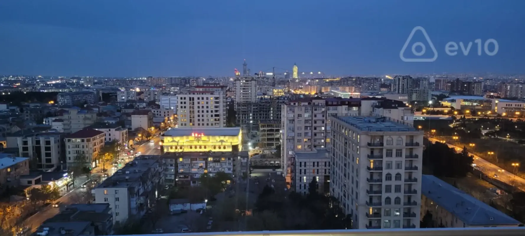 Satılır 2 otaqlı yeni tikili 72 m²