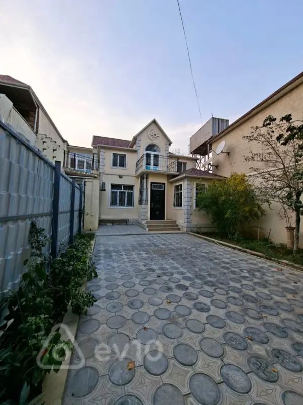 Kirayə verilir 6 otaqlı həyət evi 170 m²
