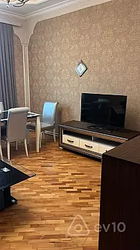 Kirayə verilir 3 otaqlı köhnə tikili 70 m² — Bakı, Nizami 3 otaq 70.00 m²