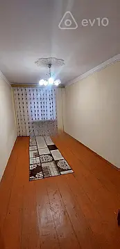 Satılır 3 otaqlı köhnə tikili 65 m² — Bakı, Nizami 3 otaq 65.00 m²
