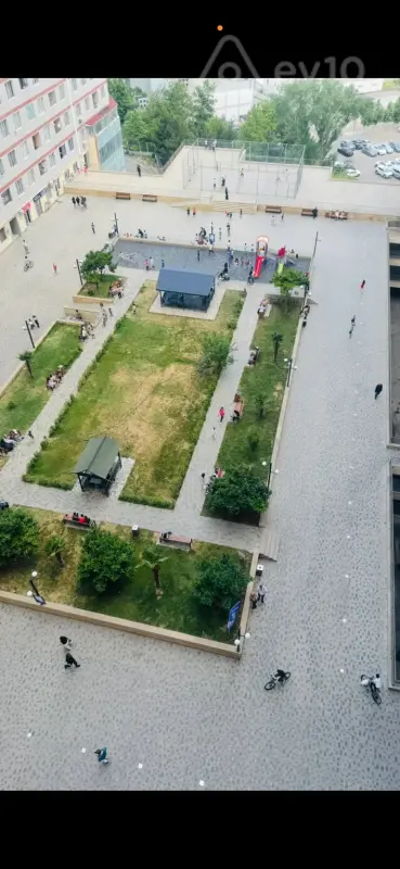 Kirayə verilir 2 otaqlı yeni tikili 70 m²
