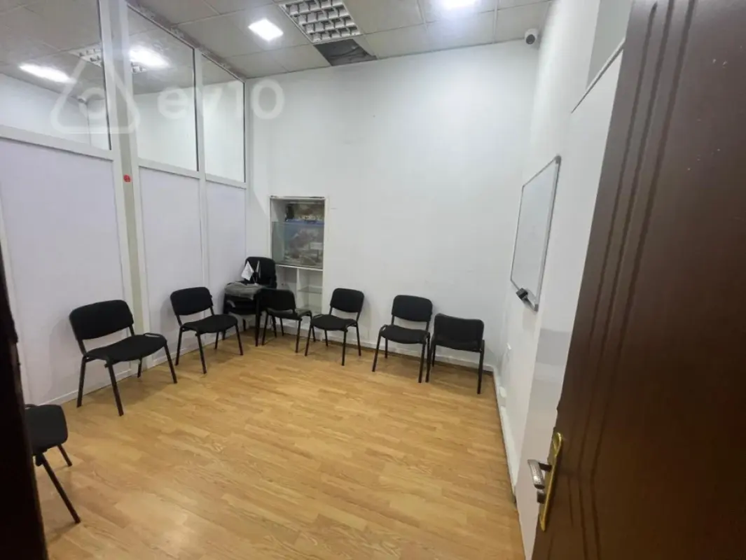 Kirayə verilir 4 otaqlı yeni tikili 155 m²