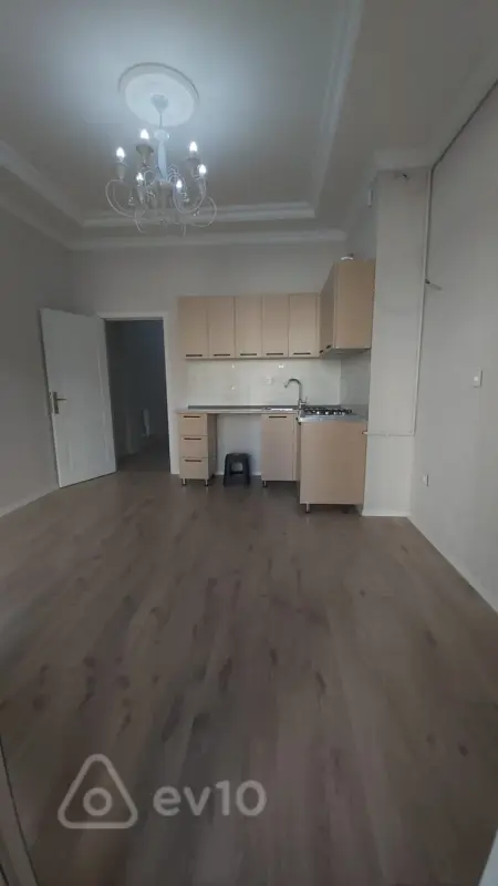 Kirayə verilir 2 otaqlı yeni tikili 40 m²