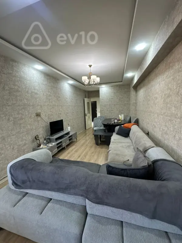 Satılır 3 otaqlı yeni tikili 72 m²