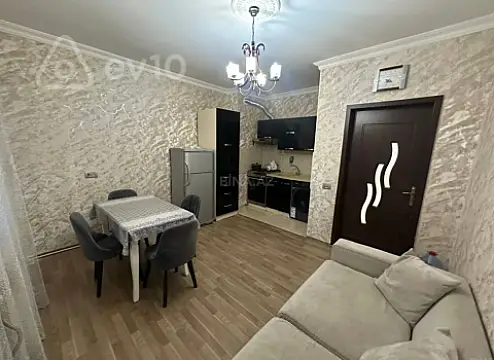 Kirayə verilir 3 otaqlı köhnə tikili 120 m² — Bakı, Nizami 3 otaq 120.00 m²