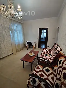 Kirayə verilir 2 otaqlı köhnə tikili 45 m² — Bakı, Yasamal 2 otaq 45.00 m²