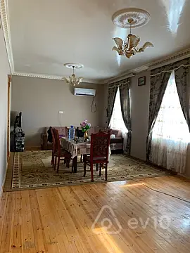 Satılır 7 otaqlı həyət evi 600 m² — Biləsuvar 7 otaq 600.00 m²