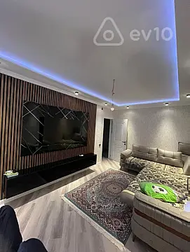 Satılır 3 otaqlı köhnə tikili 90 m² — Bakı, Səbail 3 otaq 90.00 m²