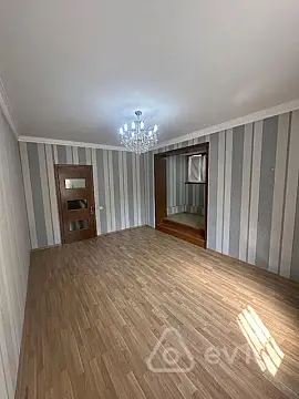 Kirayə verilir 2 otaqlı köhnə tikili 65 m² — Bakı, Nizami 2 otaq 65.00 m²