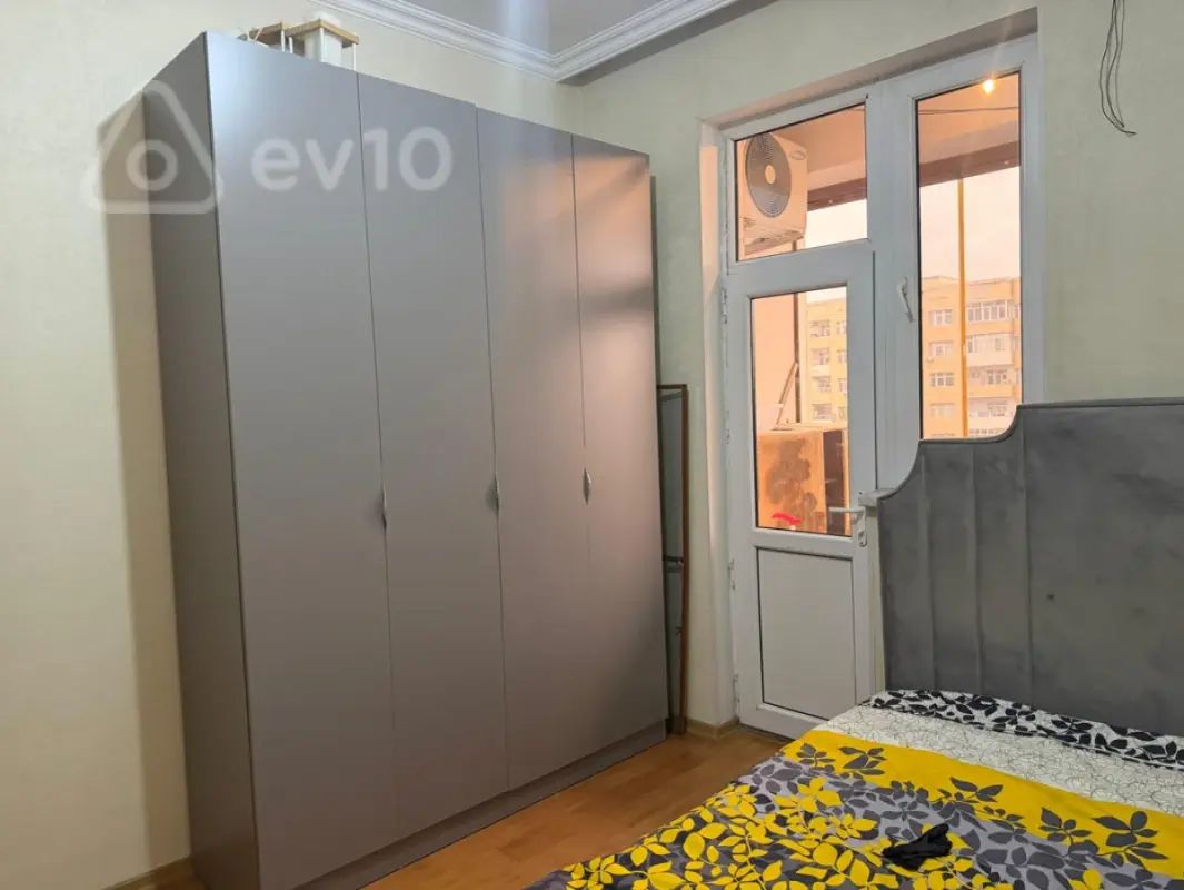Kirayə verilir 2 otaqlı yeni tikili 50 m²