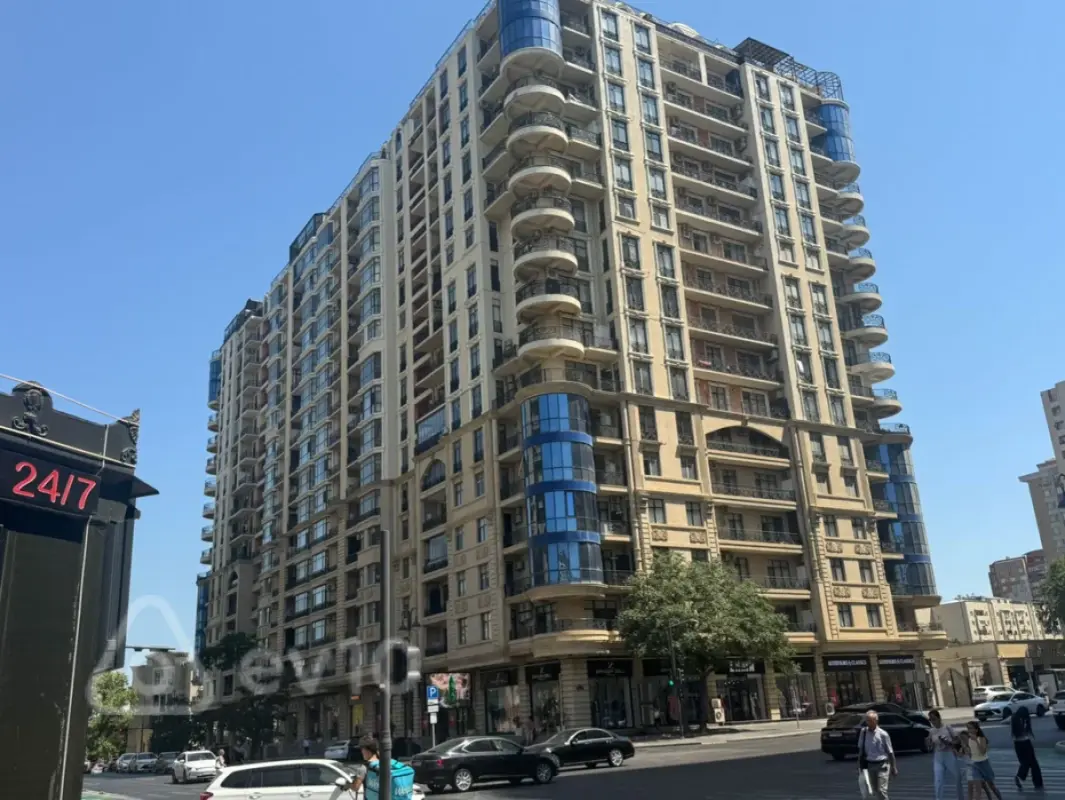 Kirayə verilir 3 otaqlı yeni tikili 120 m²