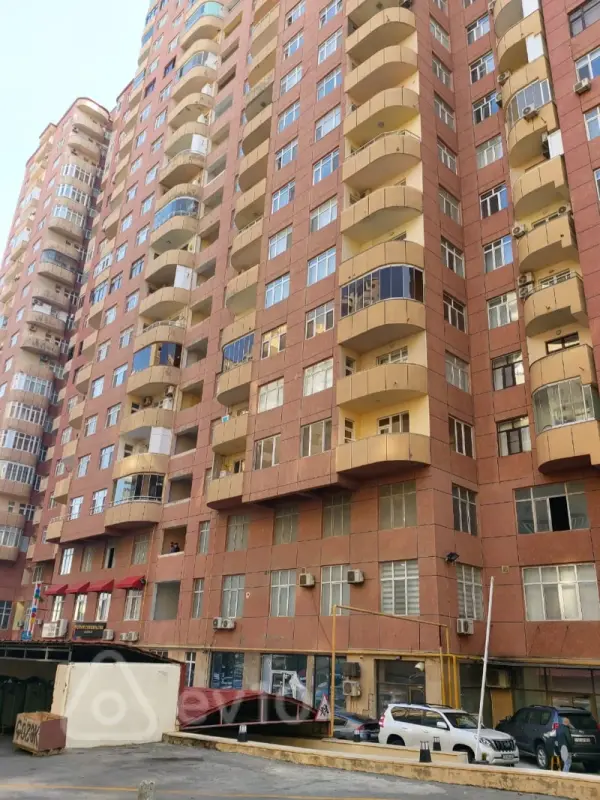 Satılır 3 otaqlı yeni tikili 156 m²
