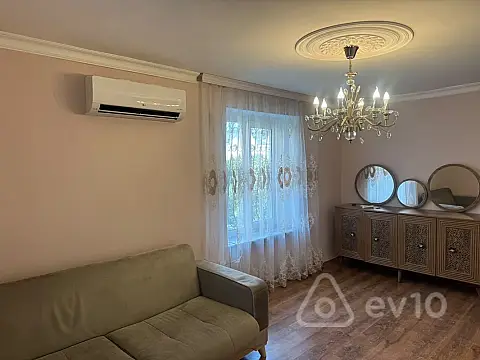 Satılır 2 otaqlı köhnə tikili 40 m² — Bakı, Nərimanov 2 otaq 40.00 m²