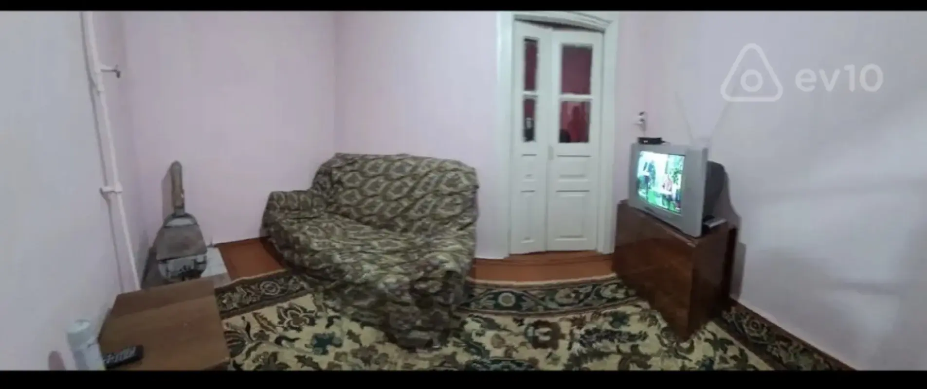 Satılır 2 otaqlı köhnə tikili 42 m²