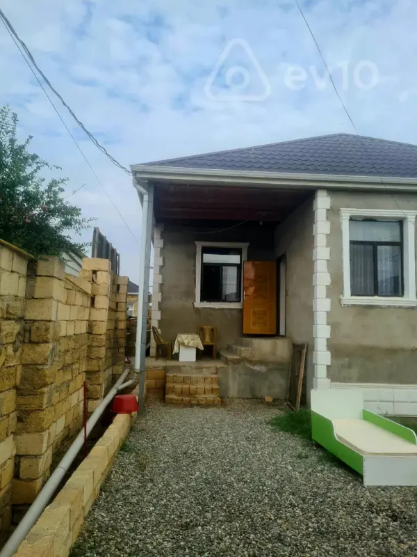 Kirayə verilir 4 otaqlı həyət evi 160 m²