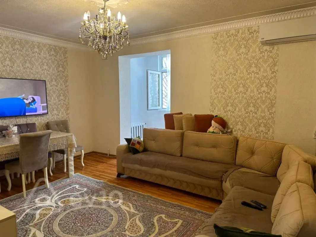 Satılır 2 otaqlı köhnə tikili 55 m²