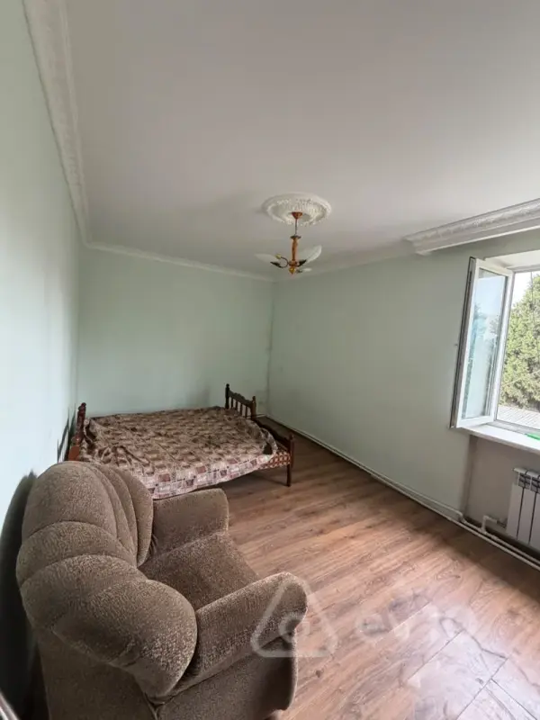 Kirayə verilir 2 otaqlı köhnə tikili 40 m²