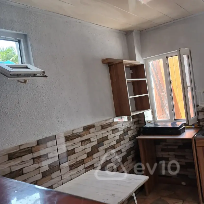 Kirayə verilir 1 otaqlı həyət evi 31 m²