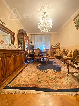 Satılır 2 otaqlı köhnə tikili 80 m² — Bakı, Nizami 2 otaq 80.00 m²
