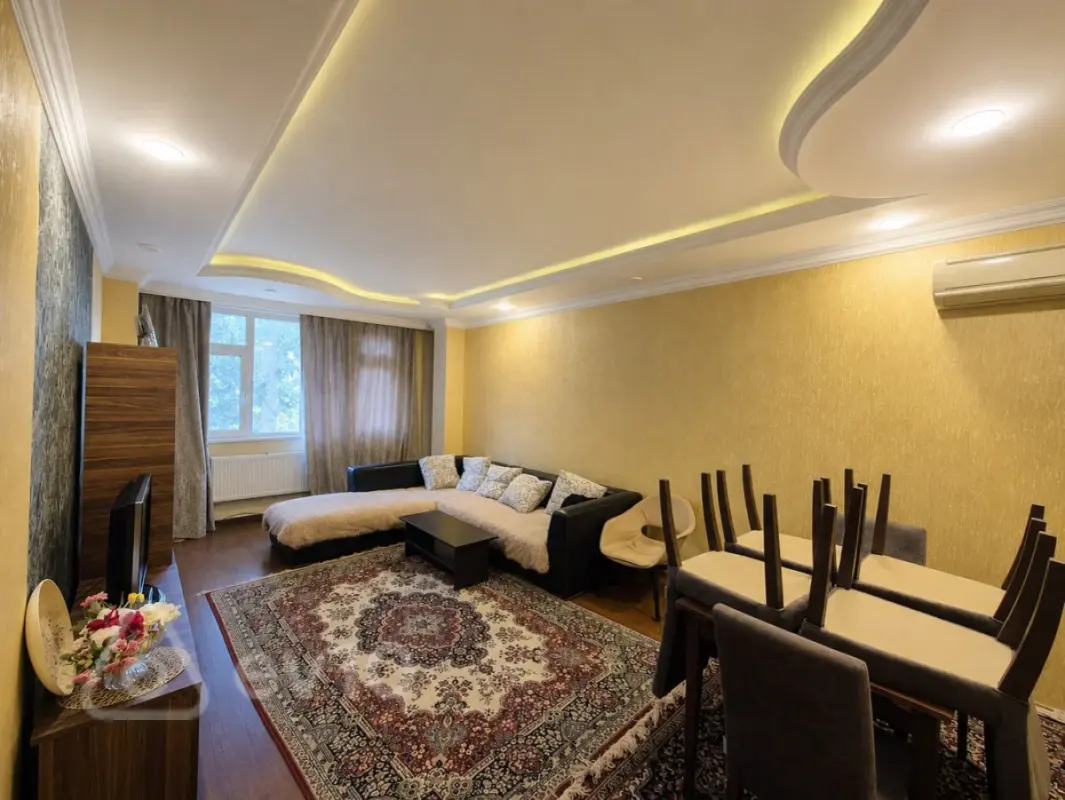 Satılır 3 otaqlı köhnə tikili 65 m²